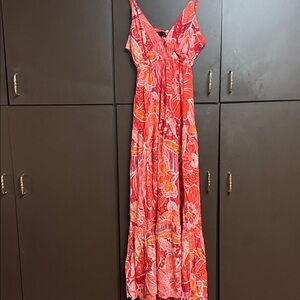 Angie Orange Floral Maxi Dress. NWT. Sz Med . From Von Maur.